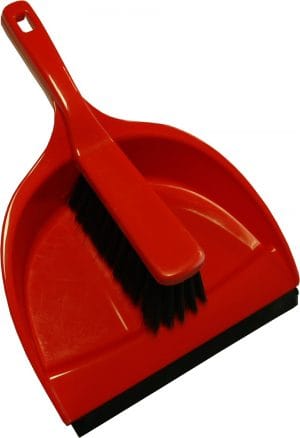 APANHADOR COM VASSOURA