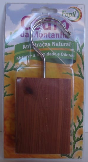 CEDRO ANTI - TRAÇA  C/ PENDURADOR