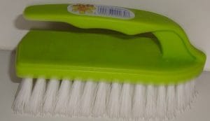 ESCOVA C/ PEGA FERRINO