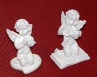 N. Anjo de resina 6 cm altu.