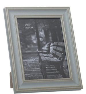 C. Porta fotos 15 x 20 CM